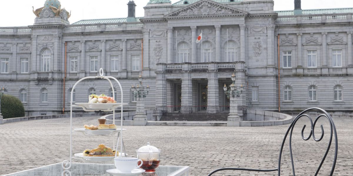 気分はプリンセス♪国宝「迎賓館赤坂離宮」前庭で優雅にアフタヌーンティーを。