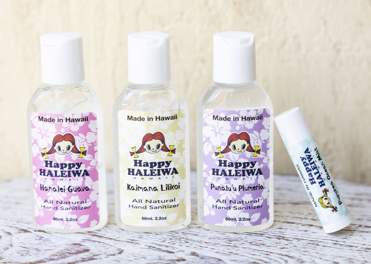 消毒ジェル 各$7、リップバーム $5