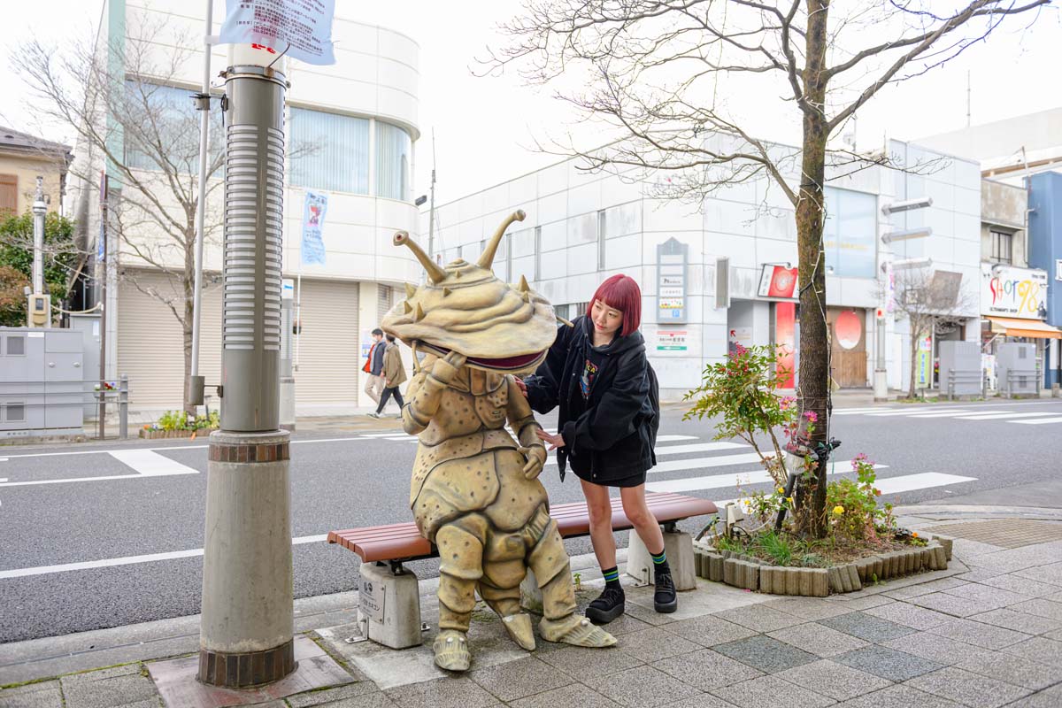 ベンチに座ってる～