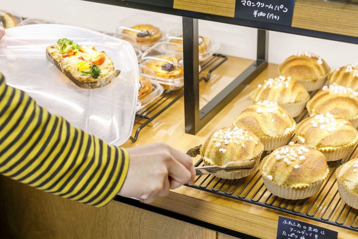 パンは約50種類180円～