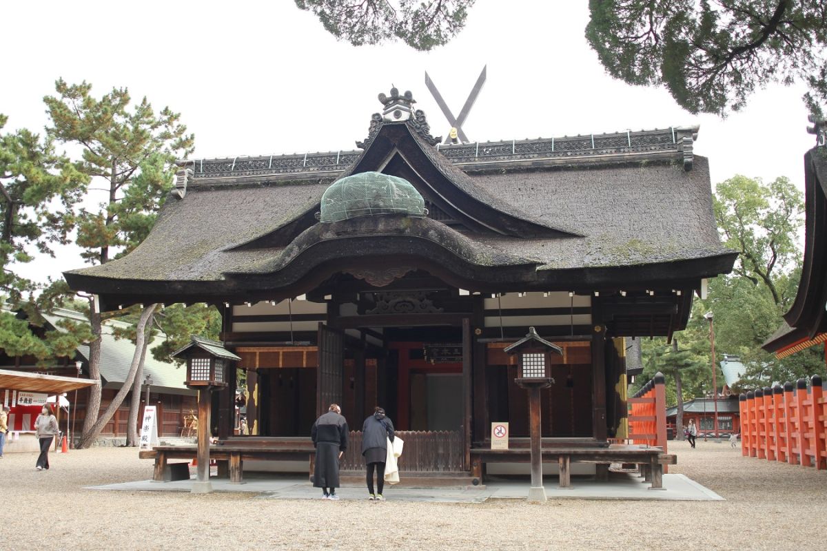 第三本宮に祀られているのは表筒男命