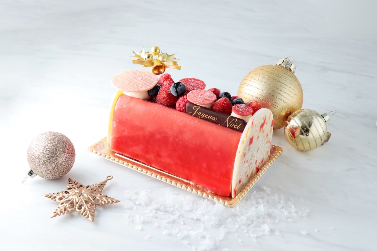 「ブッシュ ド ノエルルージュ」／ベル アメール　1個（幅15.5&times;奥行8.5&times;高さ7cm）4320円