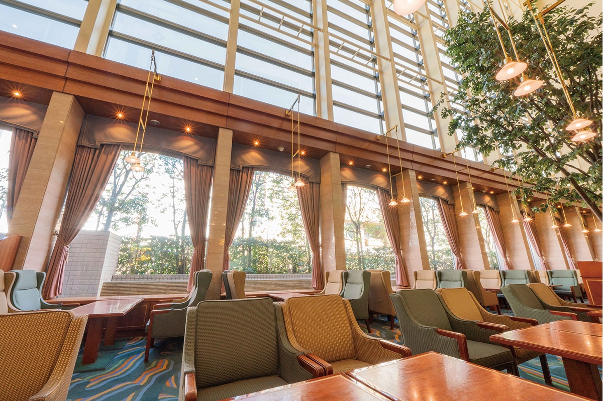 ロビーラウンジ（京王プラザホテル八王子1階）