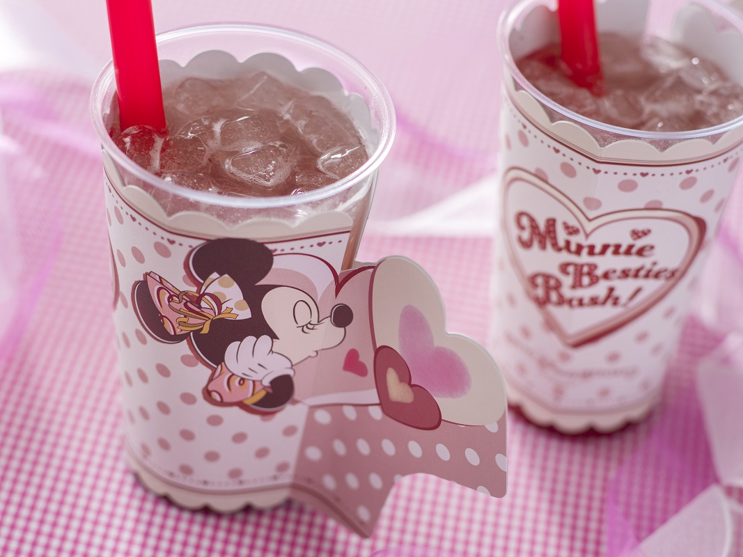 スパークリングドリンク（ストロベリー＆エルダーフラワーシロップ）600円［リフレッシュメントコーナー/セバスチャンのカリプソキッチン］