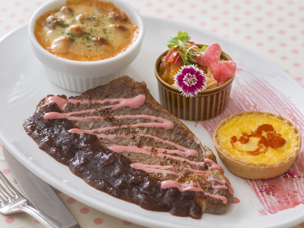 ミニーのステーキプレート2980円～［センターストリート・コーヒーハウス］