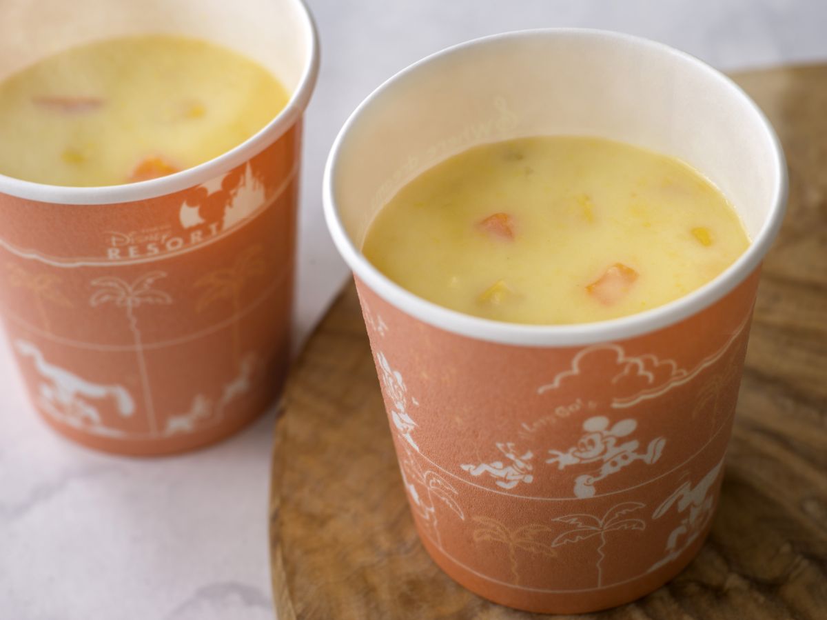 コーンチャウダー360円［メディテレーニアンハーバー/マンマ・ビスコッティ・ベーカリー］