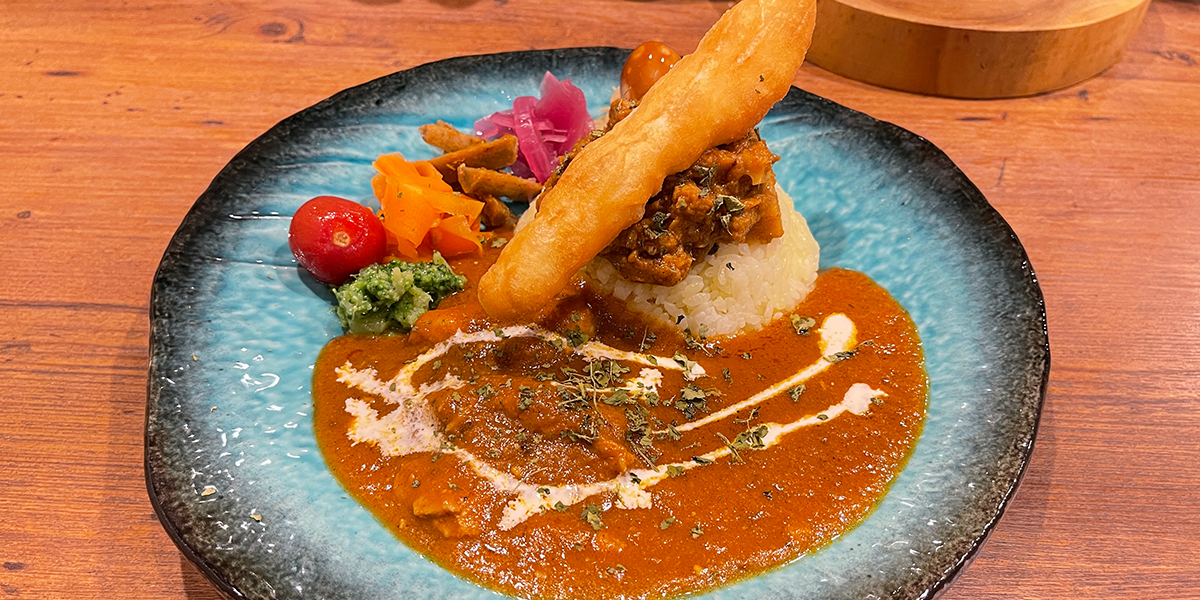 高円寺の「スパイスカレー MANTRA（マントラ）」で絶品創作カレーを堪能！