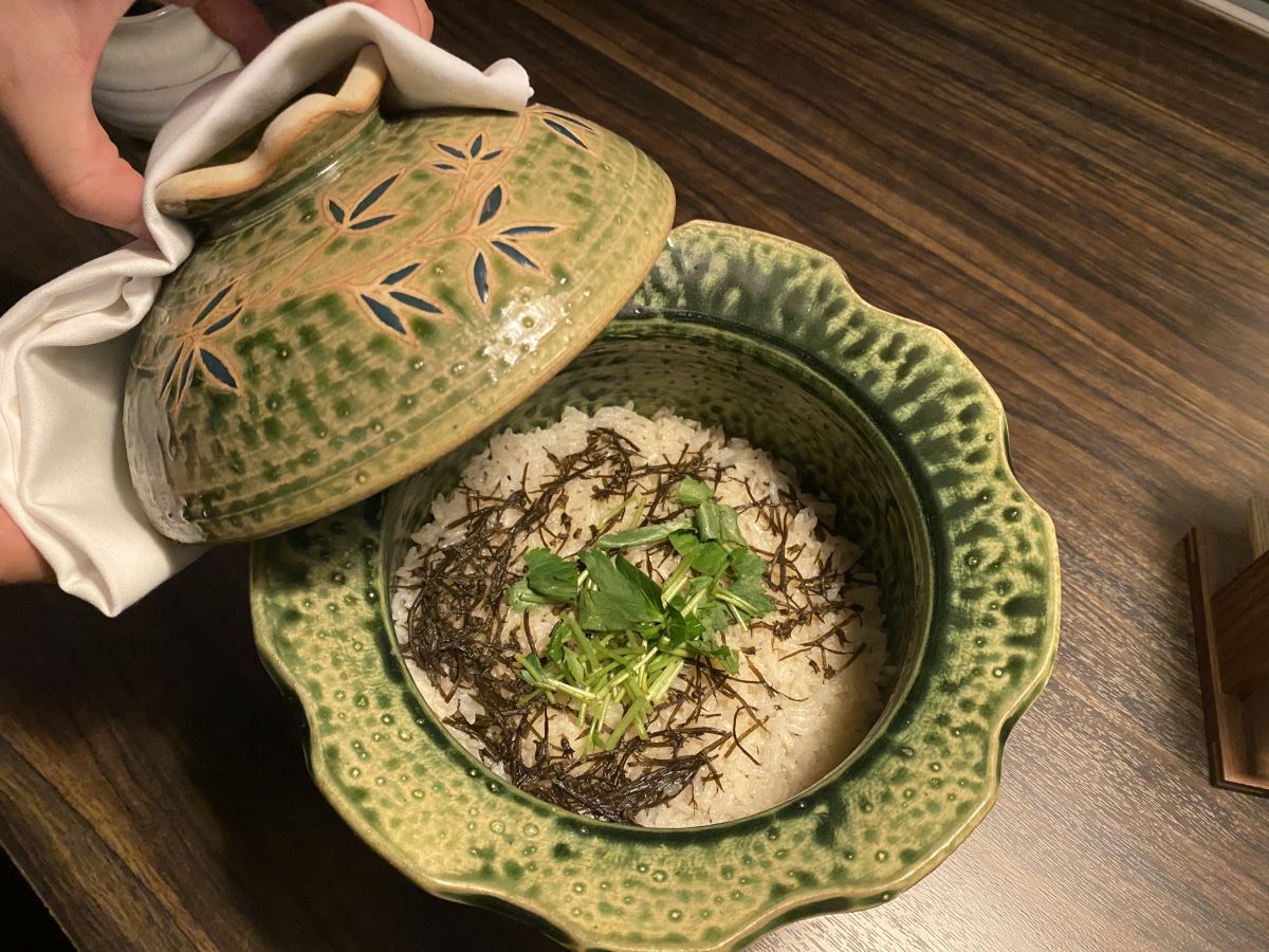 「姫島ひじきと紫蘇の実の土鍋ごはん」