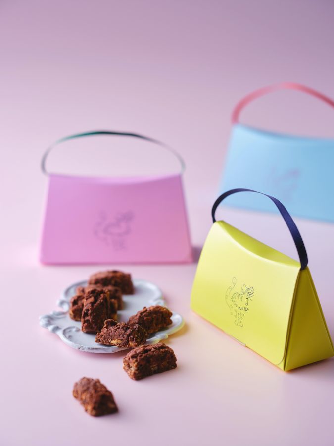 プティ クランチ ショコラ バッグ型 5pieces　648円