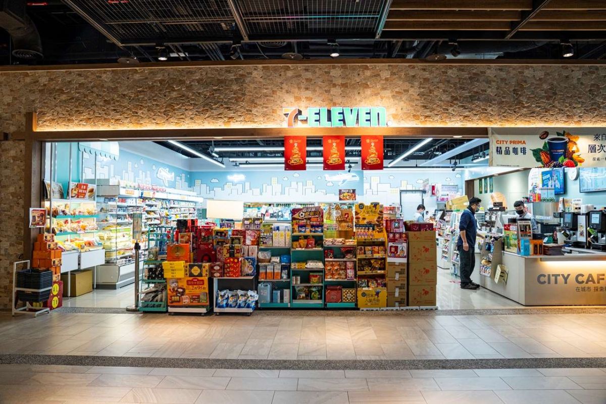 T2北側モール5Fにある『セブンイレブン』は24時間営業中