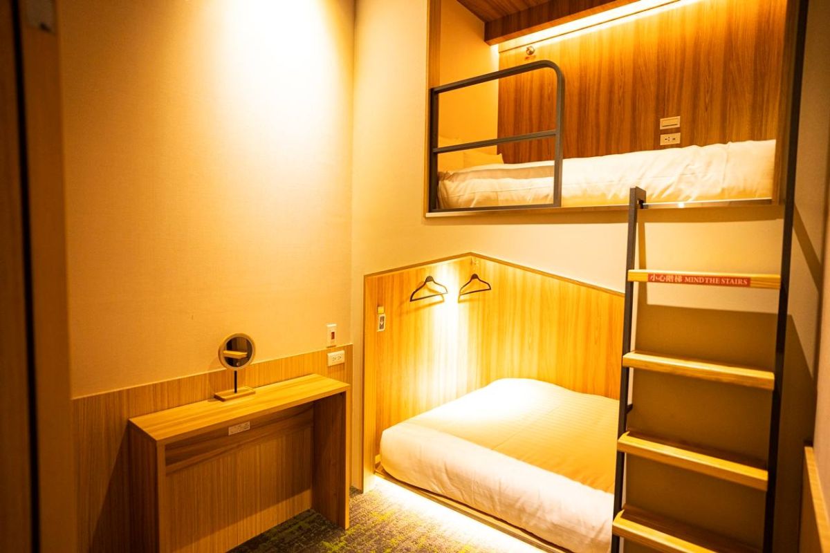 カプセルホテル『Thé Stay 町・草修行館』なら仮眠も快適