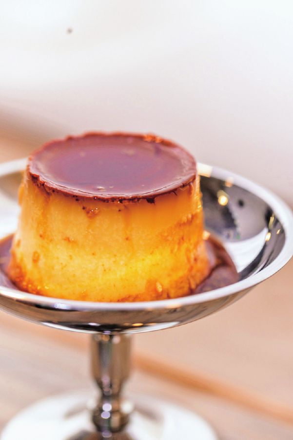 カスタードプリン　380円