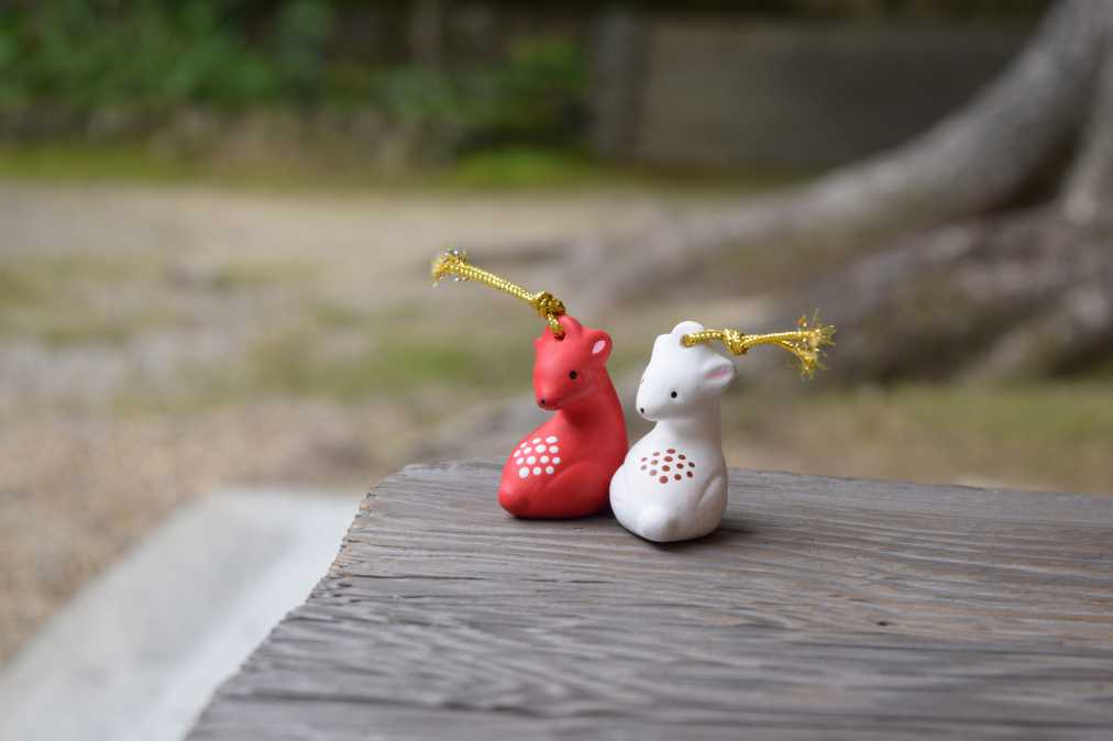 「神鹿土鈴」一対 1000円