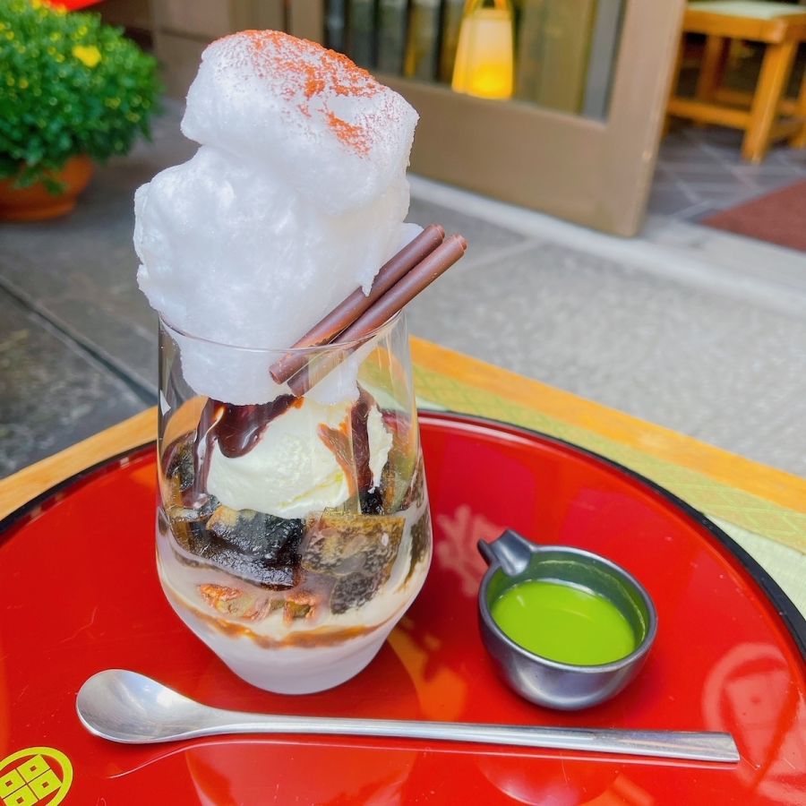 「コーヒーゼリーアフォガード」820円