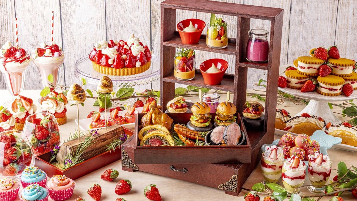 【ヒルトン東京】肉料理といちごスイーツの最強無限ループ！「お肉アフタヌーンwithストロベリースイーツ」