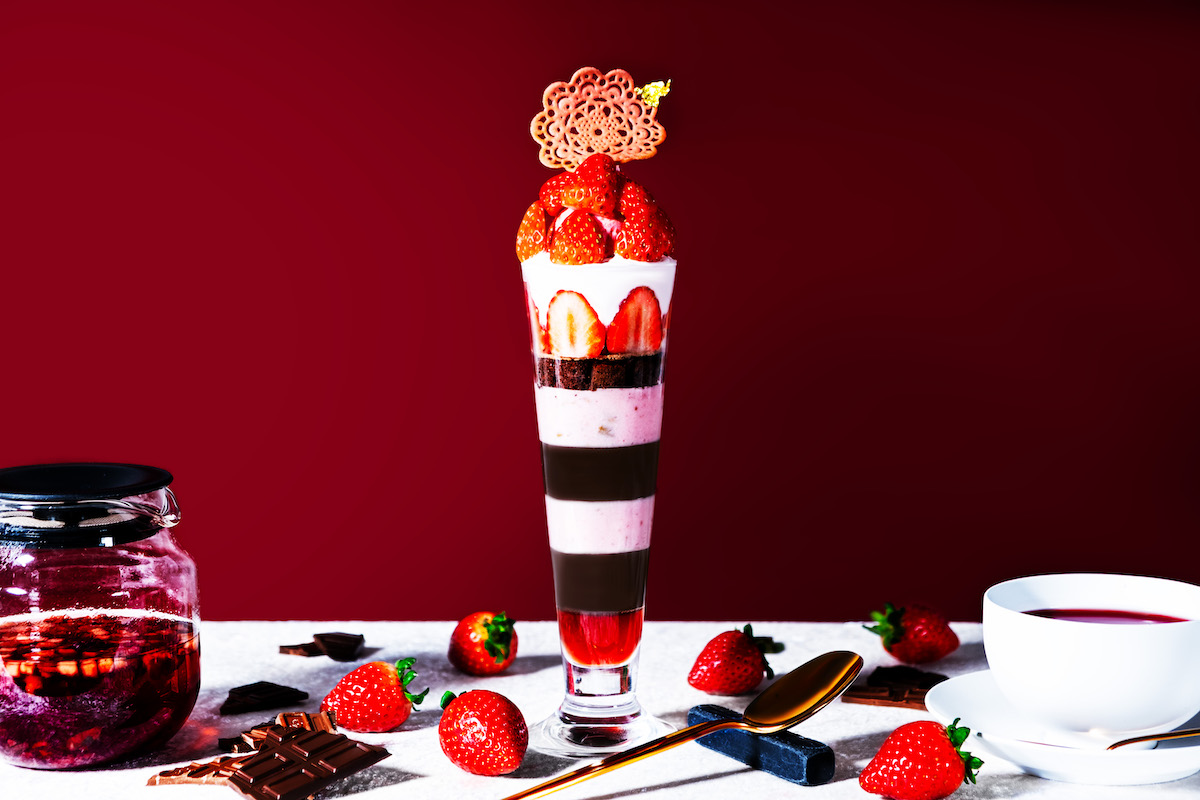 「苺とチョコレートの『レイヤード・パフェ』」2600円