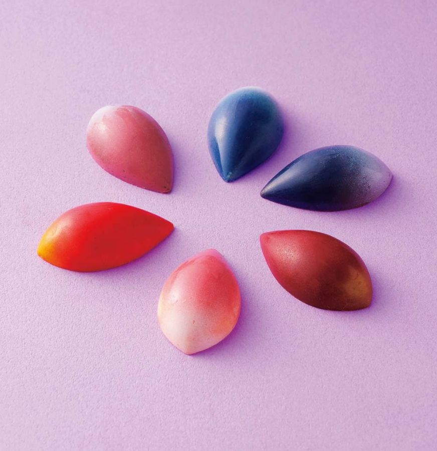 「オッドアイ」／NIKAIDO（二階堂）2808円（6個入）