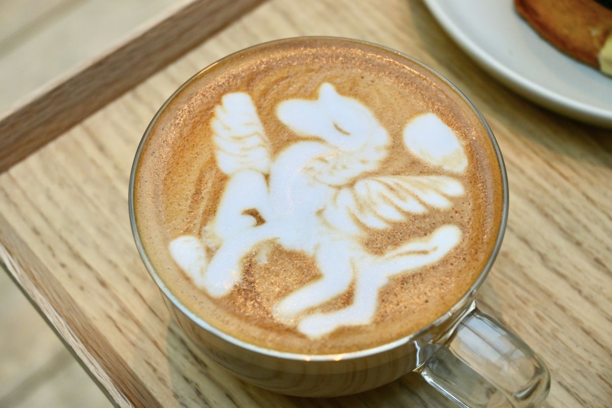 「カフェラテ」605円