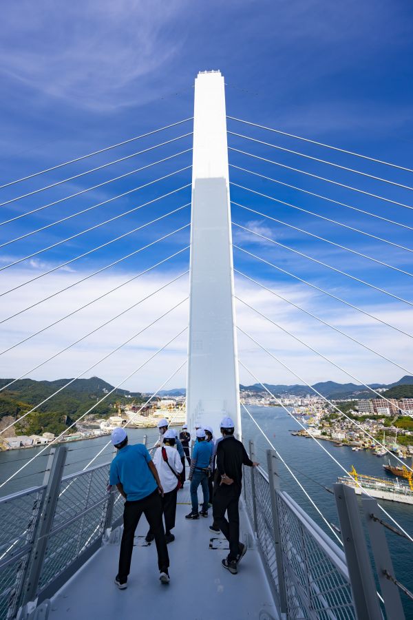 まさか橋の塔に登れる日がくるとは