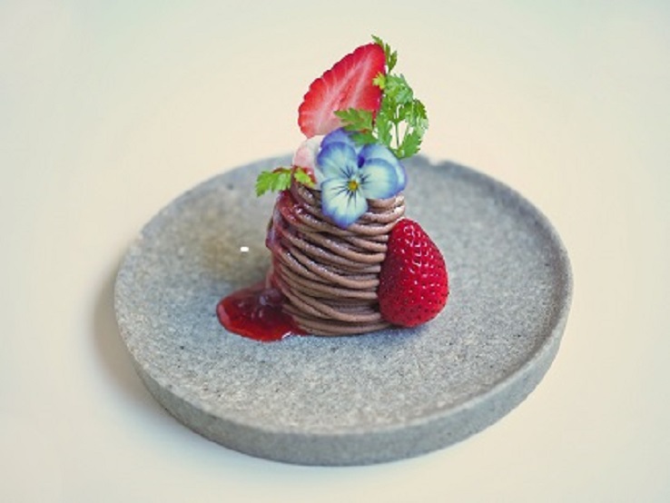 和栗ヴィーガンショコラ＆いちごモンブラン（1カップ）740円