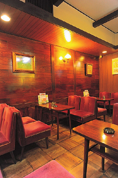 「コンパル 大須本店」