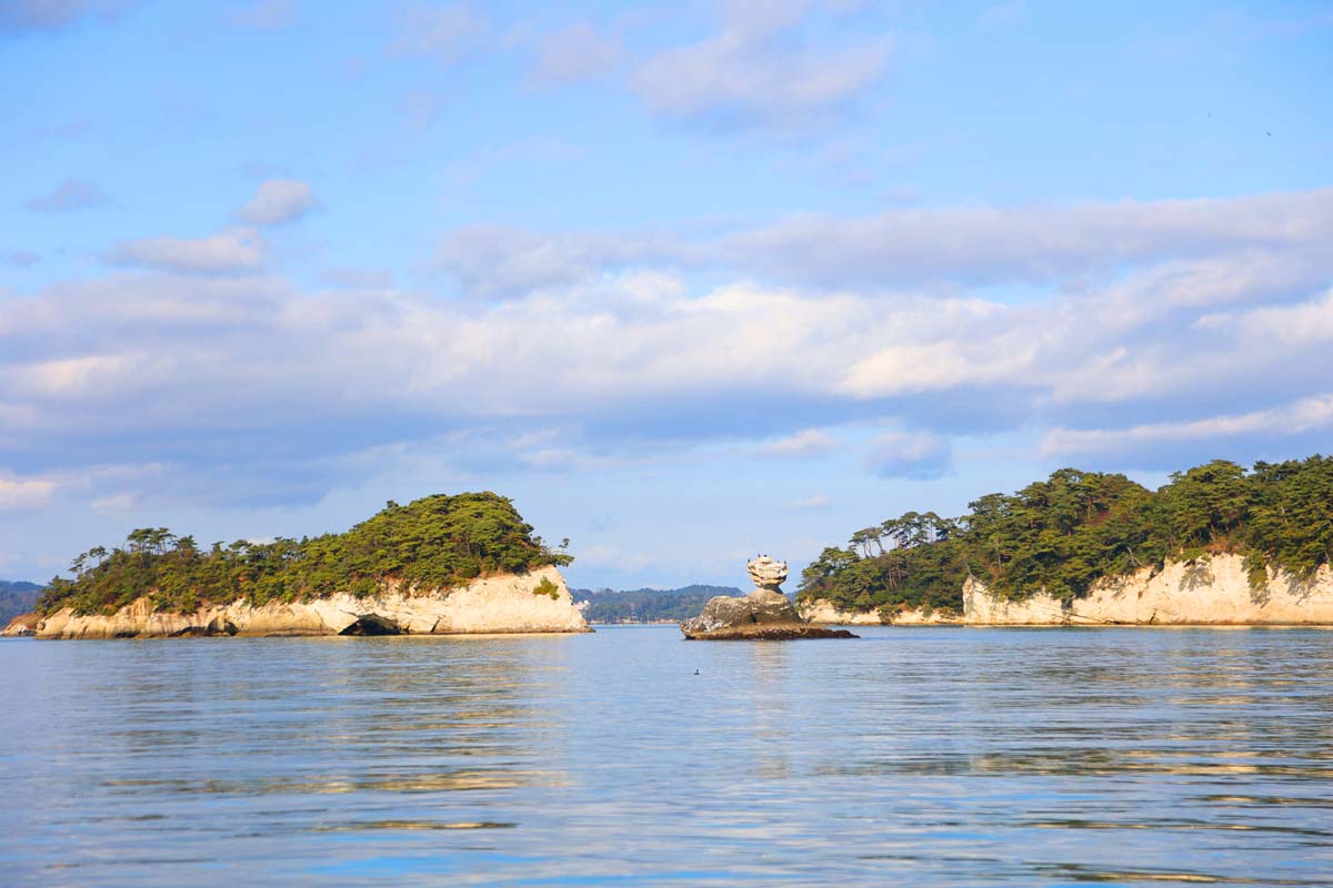 松島のなかでも有名な仁王島