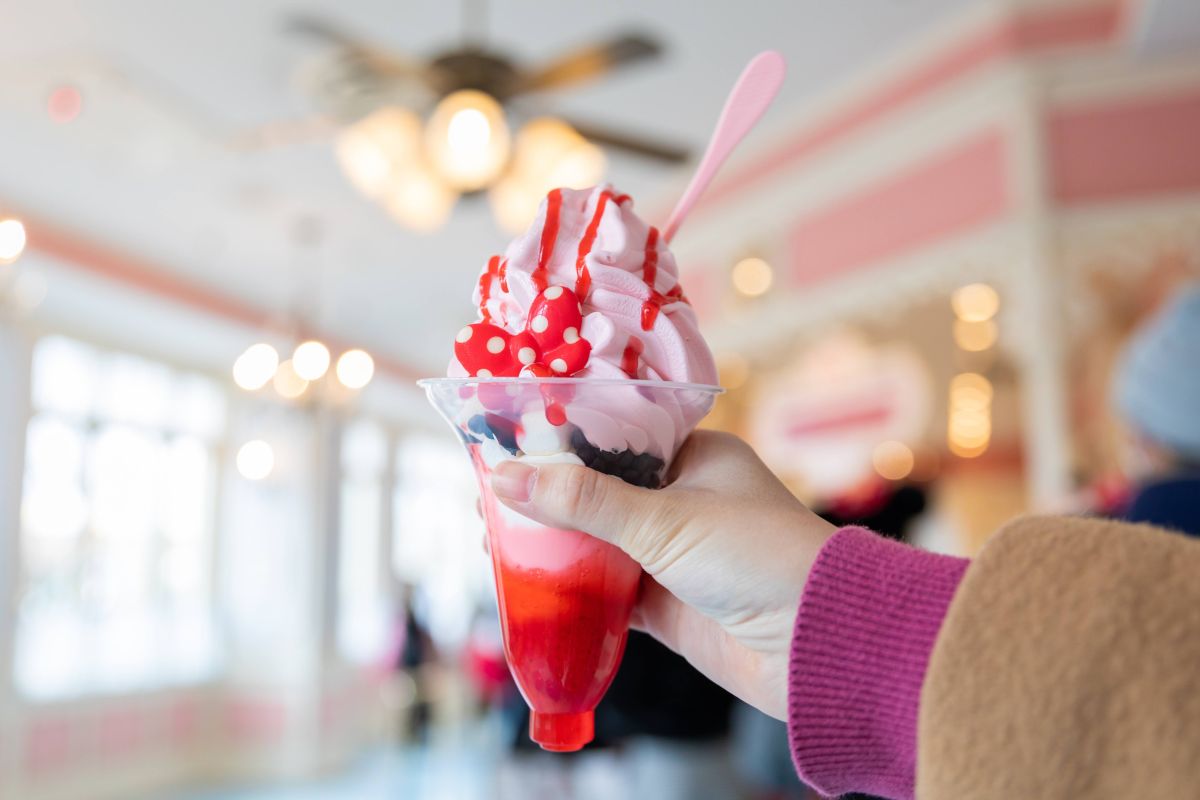 スペシャルサンデー780円(東京ディズニーランド:アイスクリームコーン)