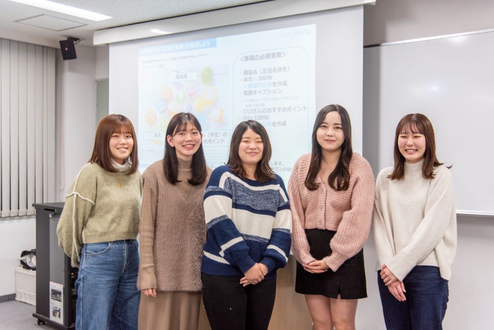 講義終了後の様子。姫路を愛する想いが伝わってきて頼もしいばかりでした