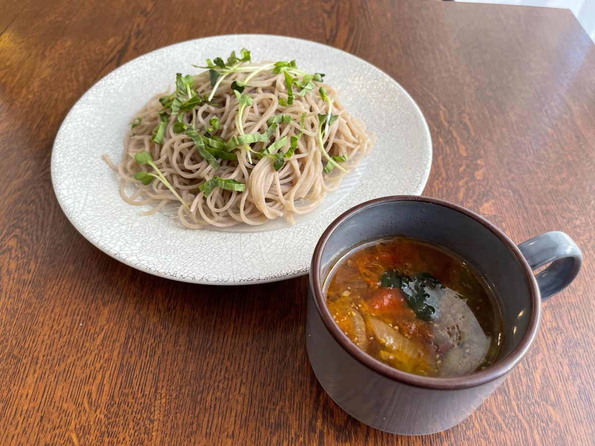 イタリアンつけ蕎麦 1200円