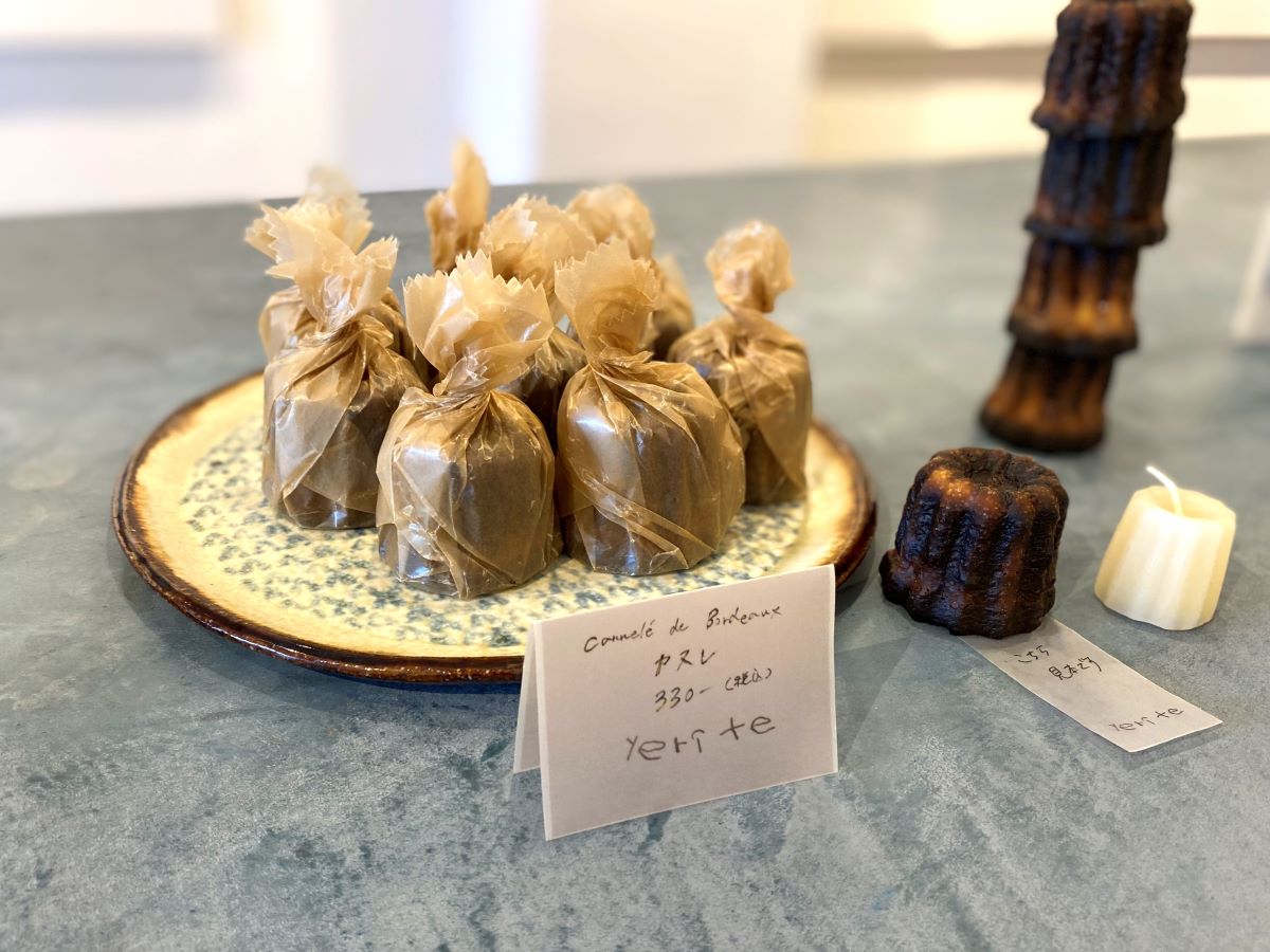 「つむカヌレ」330円