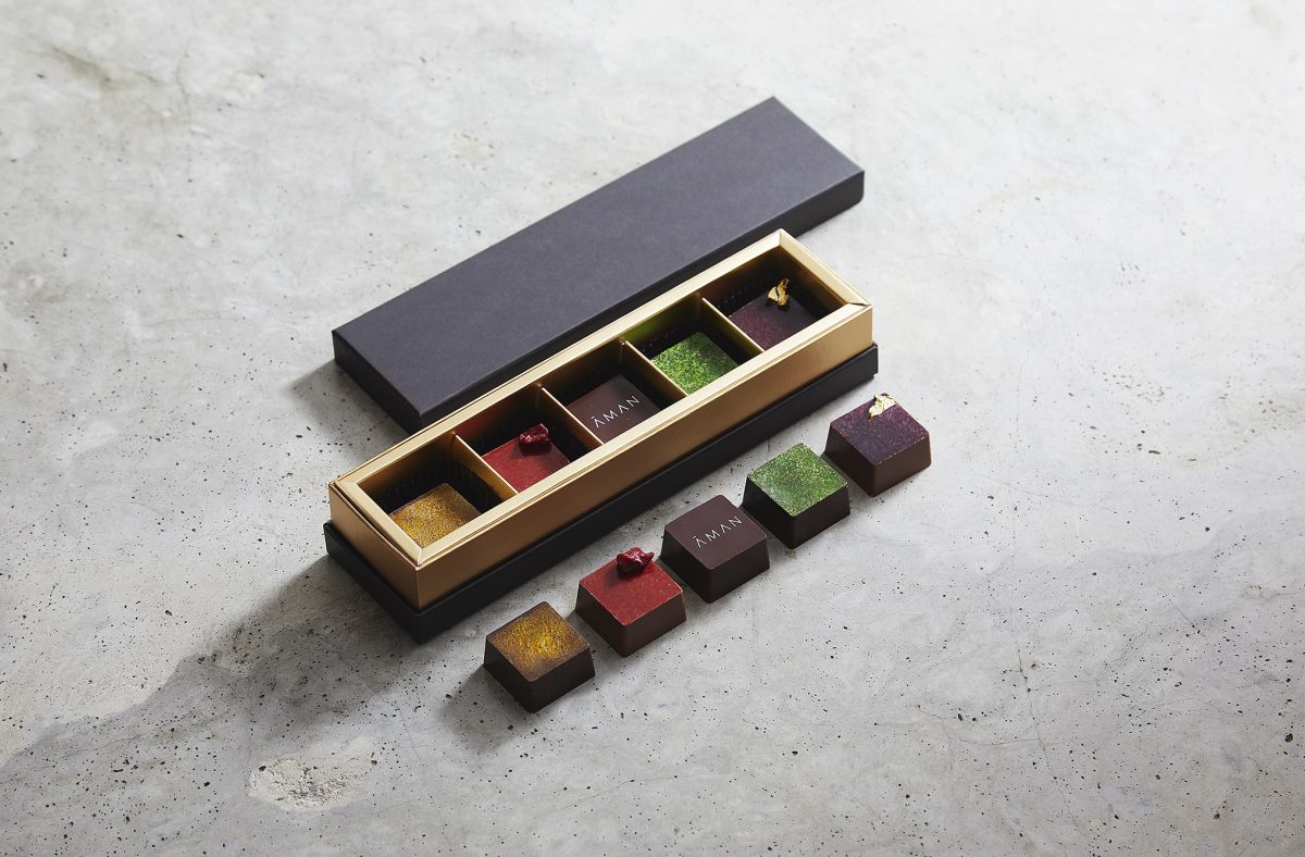 「アマン東京 オリジナルバレンタインチョコレート 2023」（5個入り）3780円・（20個入り）15120円