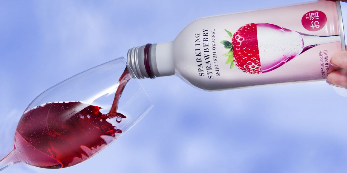 【成城石井】おすすめ「オリジナルいちごスパークリング」を飲んでみて！  簡単アレンジレシピで自分好みにカスタマイズするのも楽しい♪