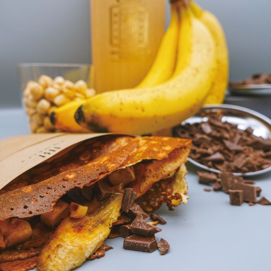 「チョコバナナのホットクレープ」（1個）2145円 ／クレープリー・イクアリー※各日120点限り