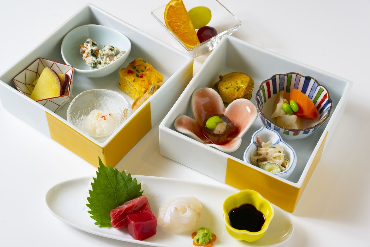 「オリー陶箱御膳」2750円 ※予約必須