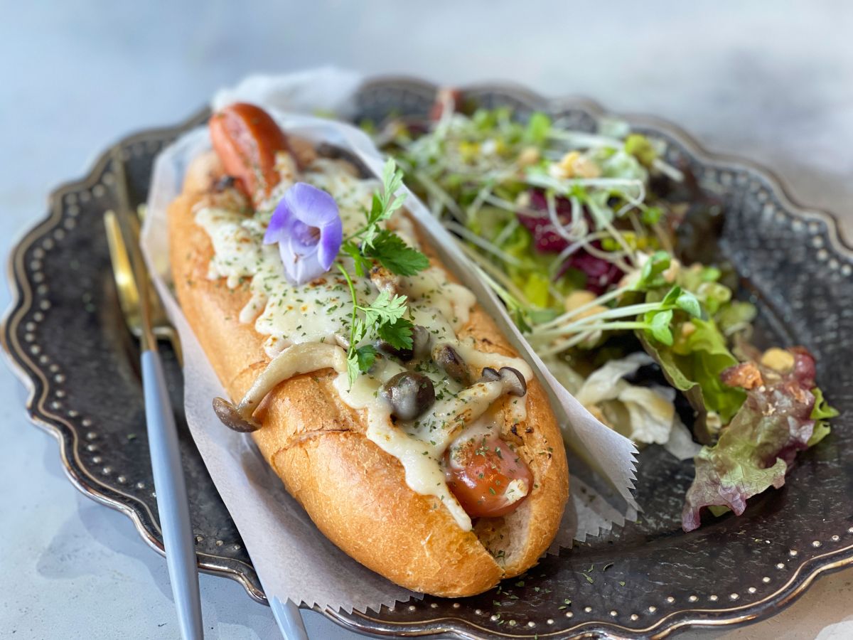 「ホットドッグランチセット」1100円