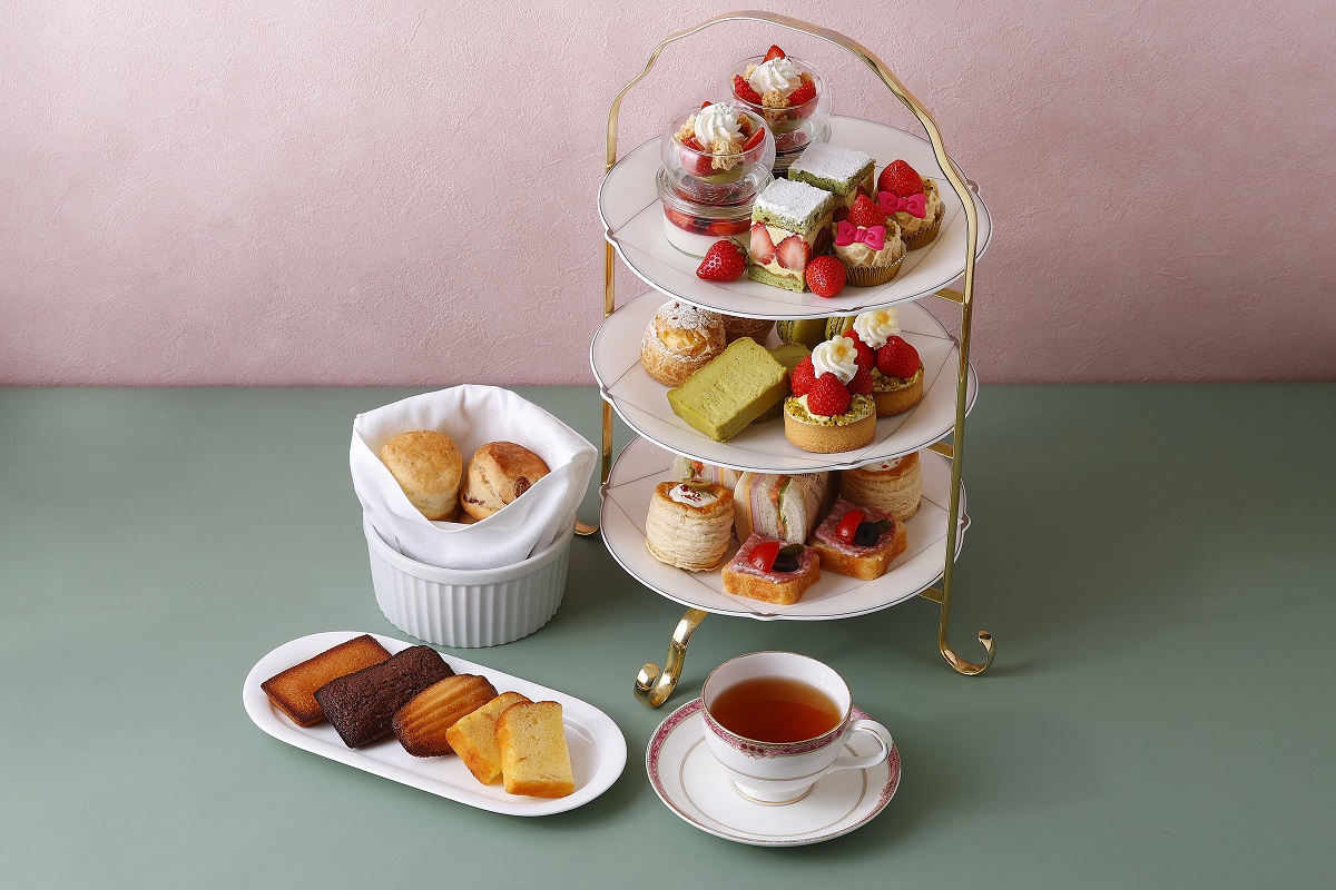 「苺とピスタチオのアフタヌーンティー」イメージ