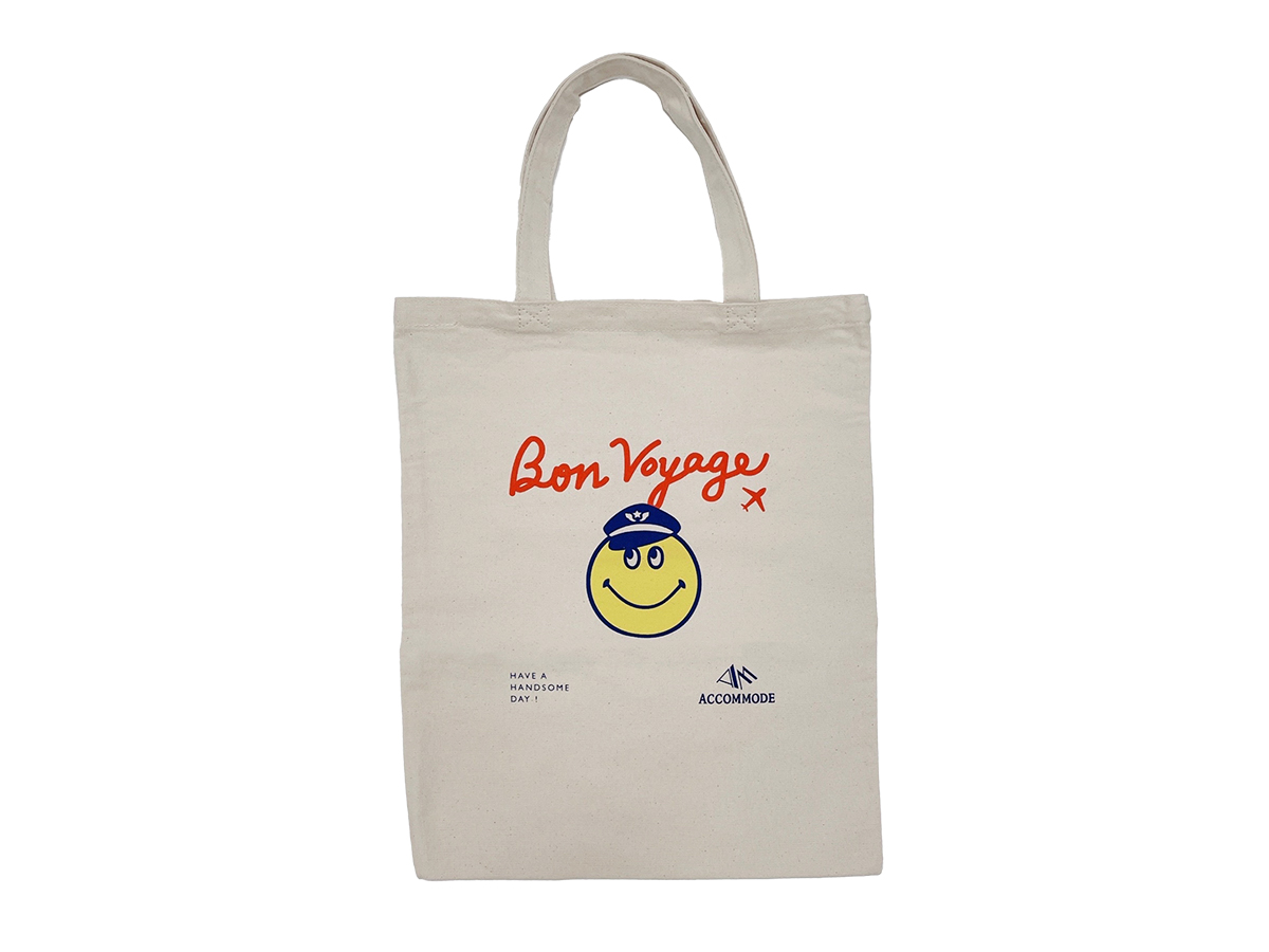 「スマイルヴォヤージュトート（羽田店限定デザイン）」2750円