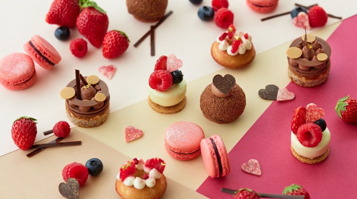 【フォーシーズンズホテル丸の内 東京】チョコレートとフルーツでロマンスを表現。大切な人に贈りたい「ベリーチョコパンチ アフタヌーンティー」