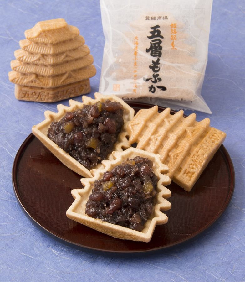 姫路の褒められ手みやげといえばこれ！な「五層もなか（5個入り）」980円（税別）