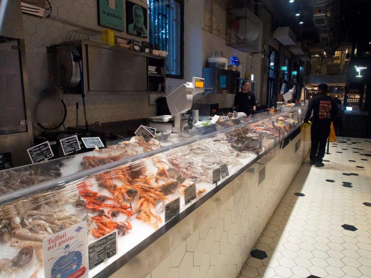 鮮魚が並ぶコーナー