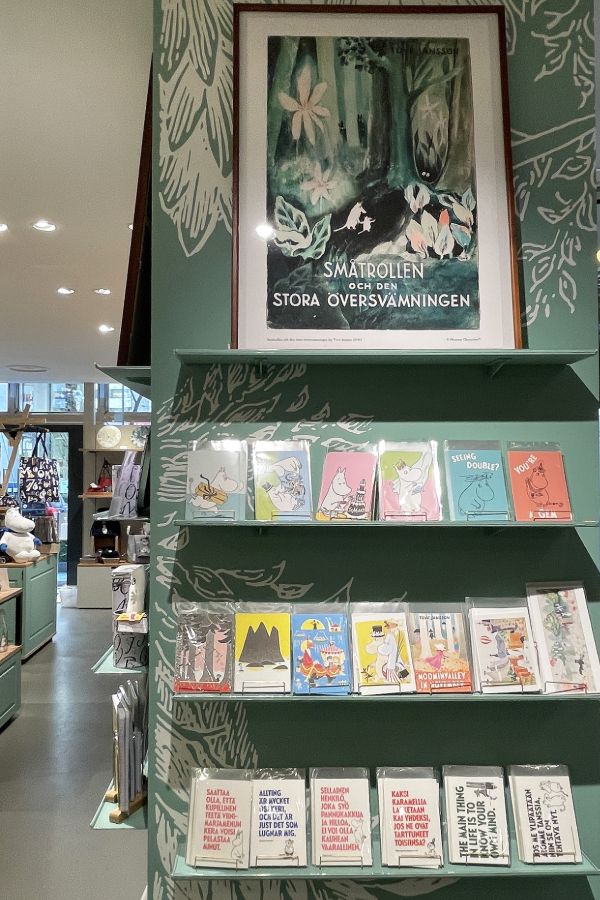 「ポストカード」297円〜440円