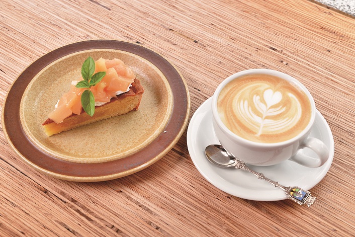 「季節のタルト」580円