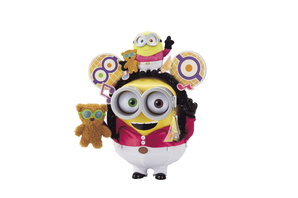 「フィーバー!!　ミニオン・ポップコーンバケツ」と「カチューシャ」「チャーム」の組合わせ