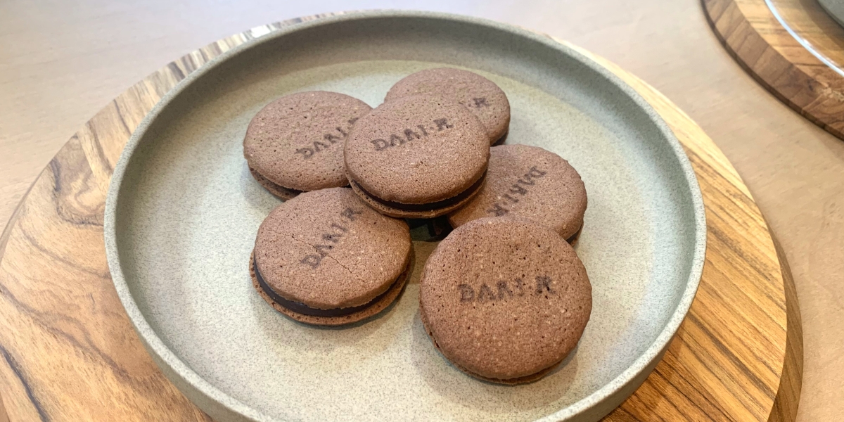 カカオサンドクッキー ダーク