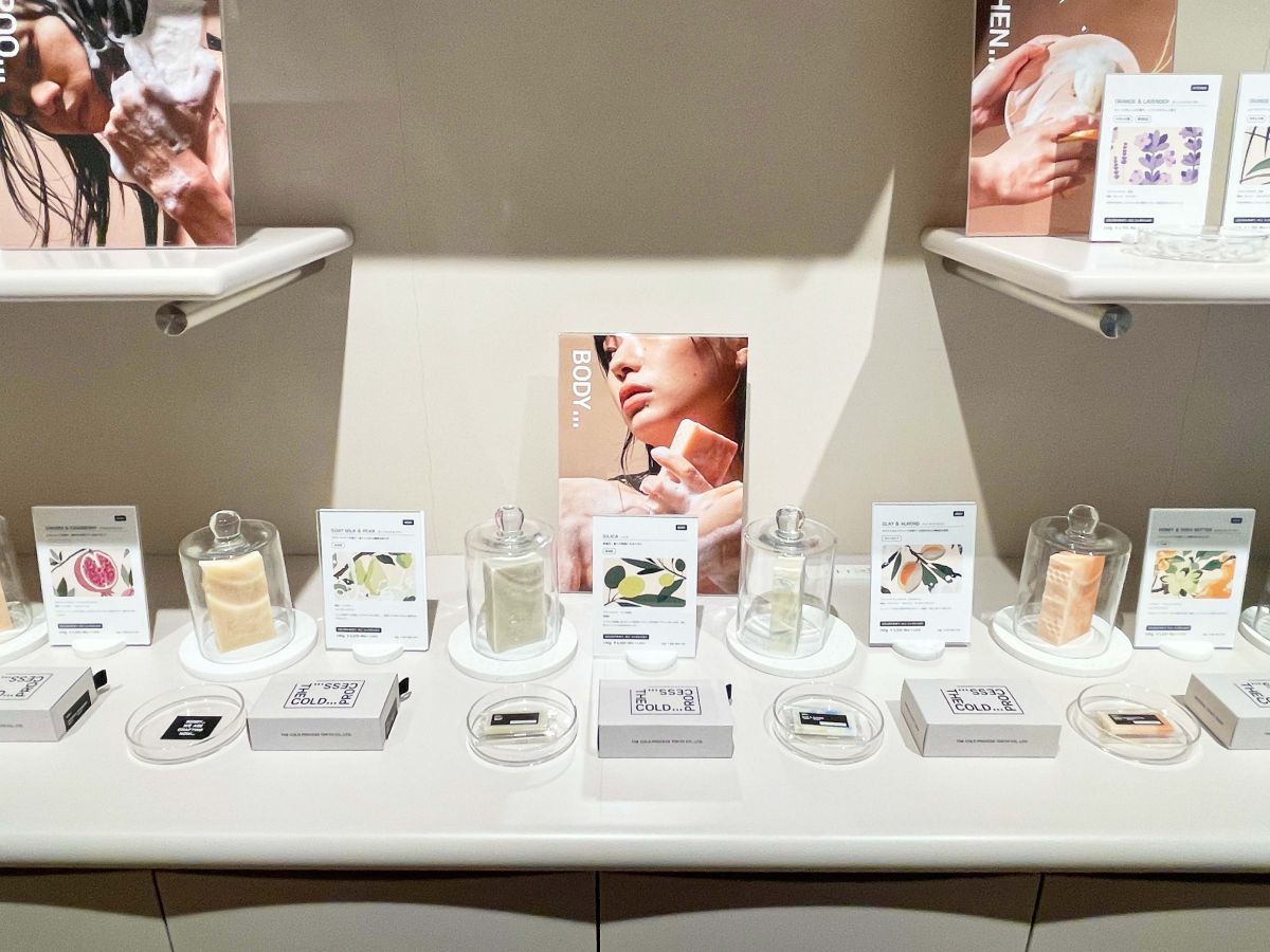 「BODY」各3850円