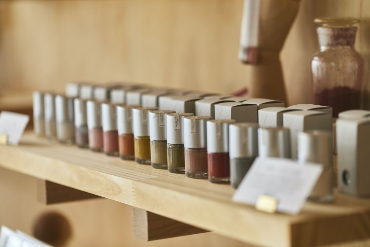 古代ネイルカラー 12色 2000円