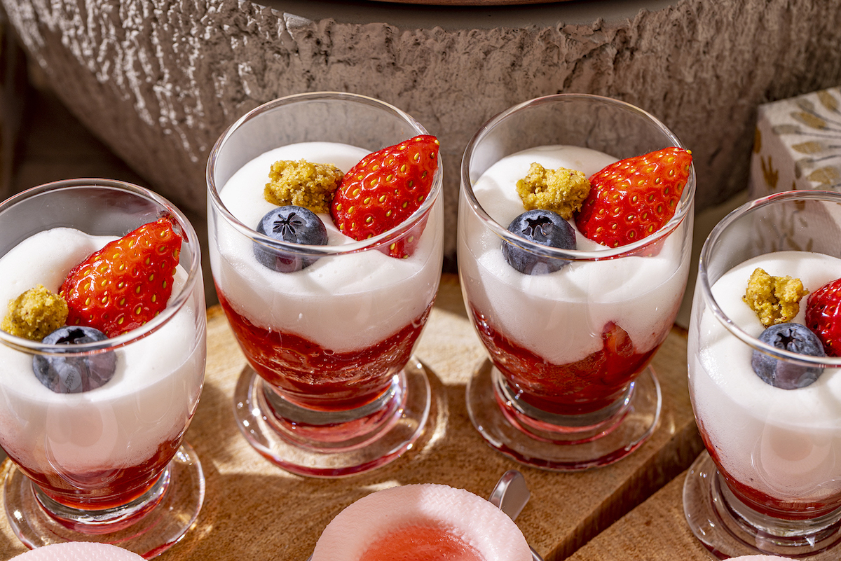 ヨーグルトといちごのベリーヌ