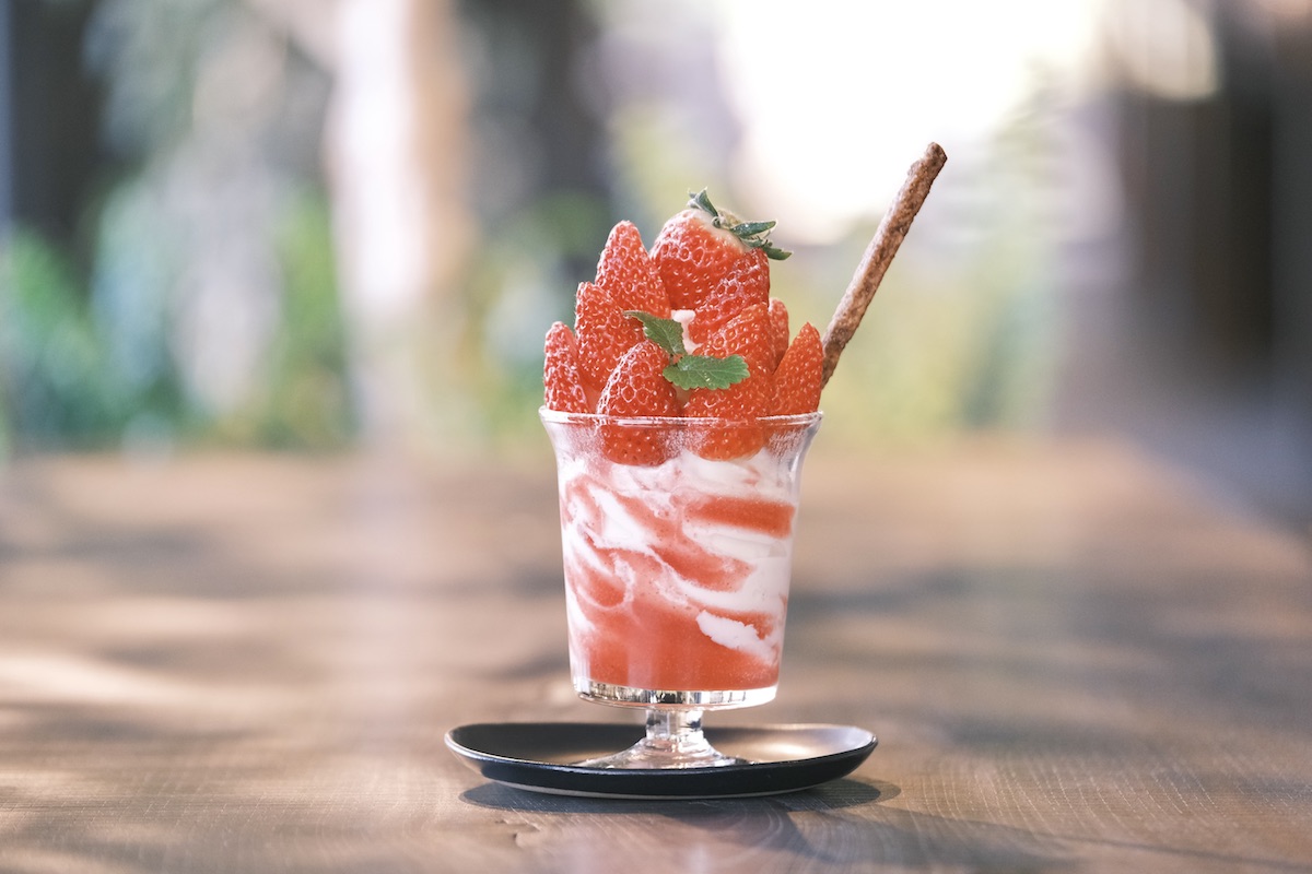 いちごパフェ（1,200円）