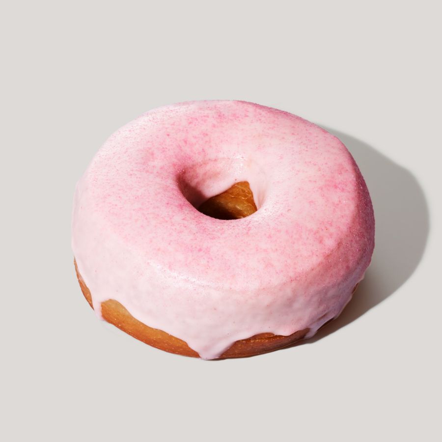 「さくらドーナツ」270円（持ち帰り）／275円（店内利用）