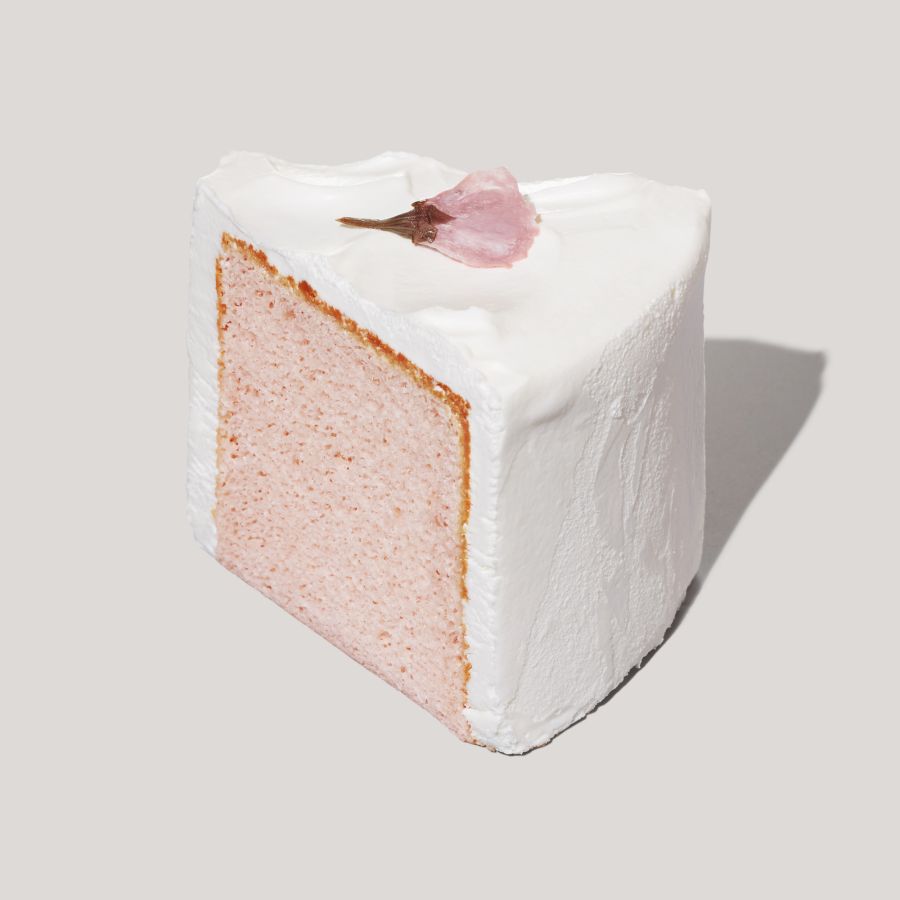 「さくらシフォンケーキ」432円（持ち帰り）／440円（店内利用）